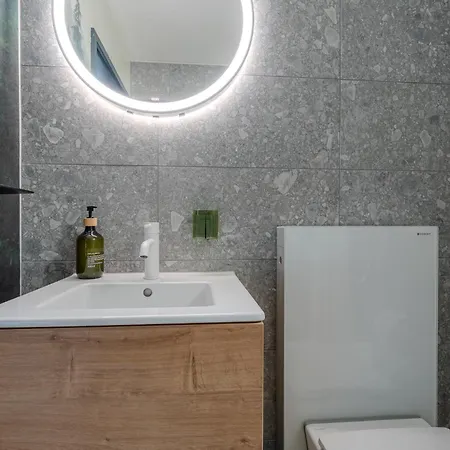 2 Design-studios Im Zentrum By Vacations Αρόζα